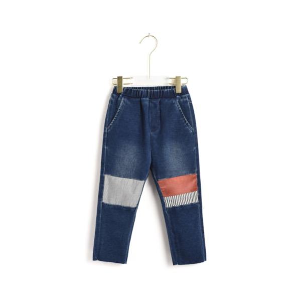 Aimama Contrasting Knees Jeans